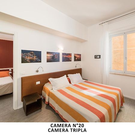 Hotel Al Mare Monterosso al Mare Exterior foto