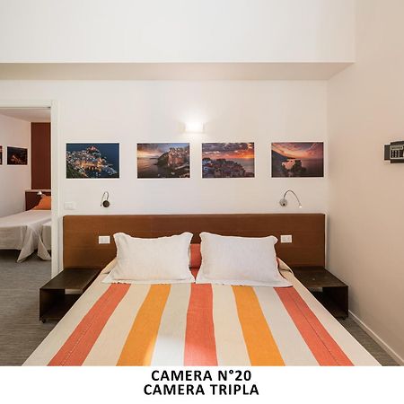 Hotel Al Mare Monterosso al Mare Exterior foto