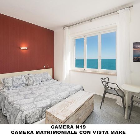 Hotel Al Mare Monterosso al Mare Exterior foto