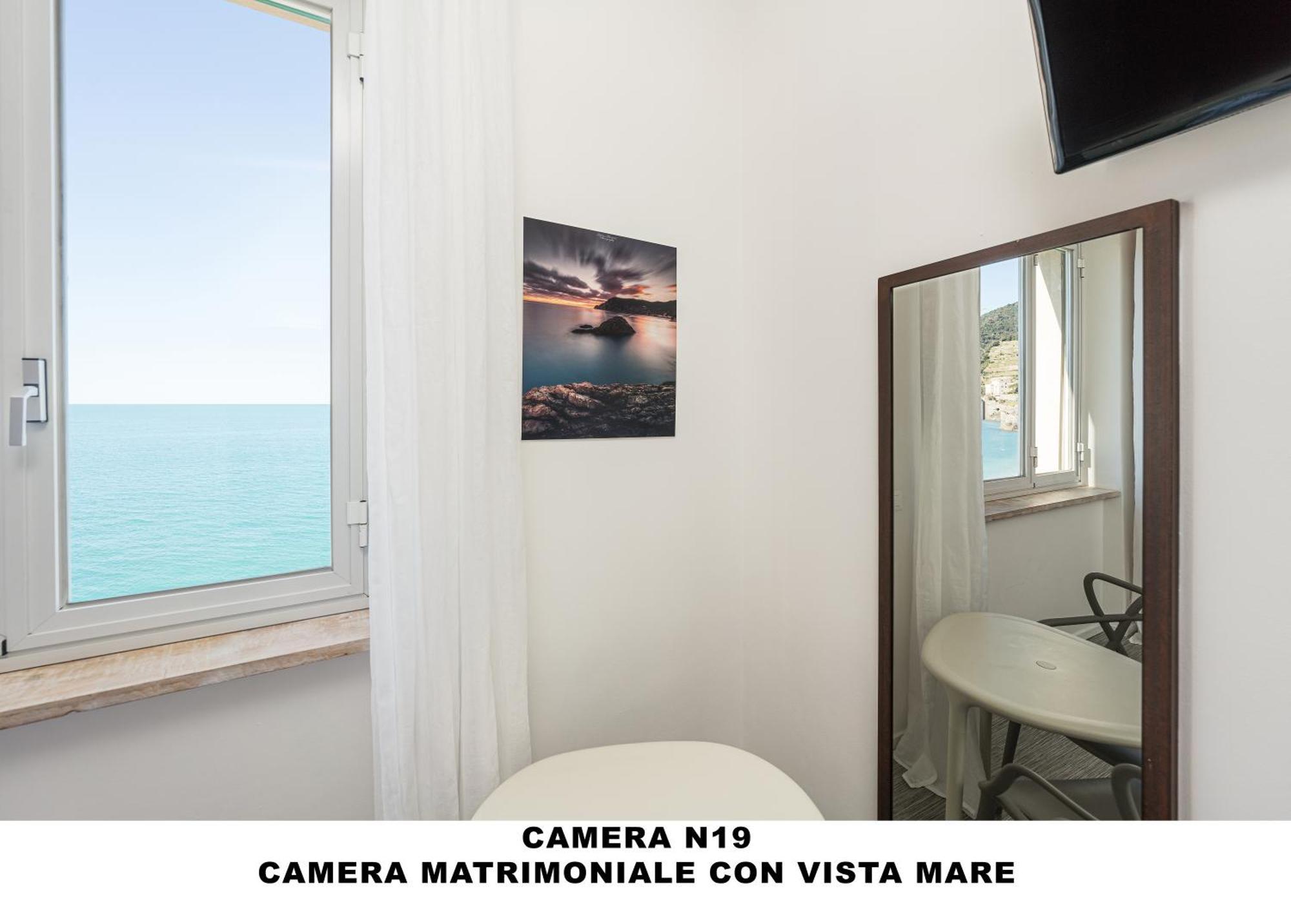 Hotel Al Mare Monterosso al Mare Exterior foto