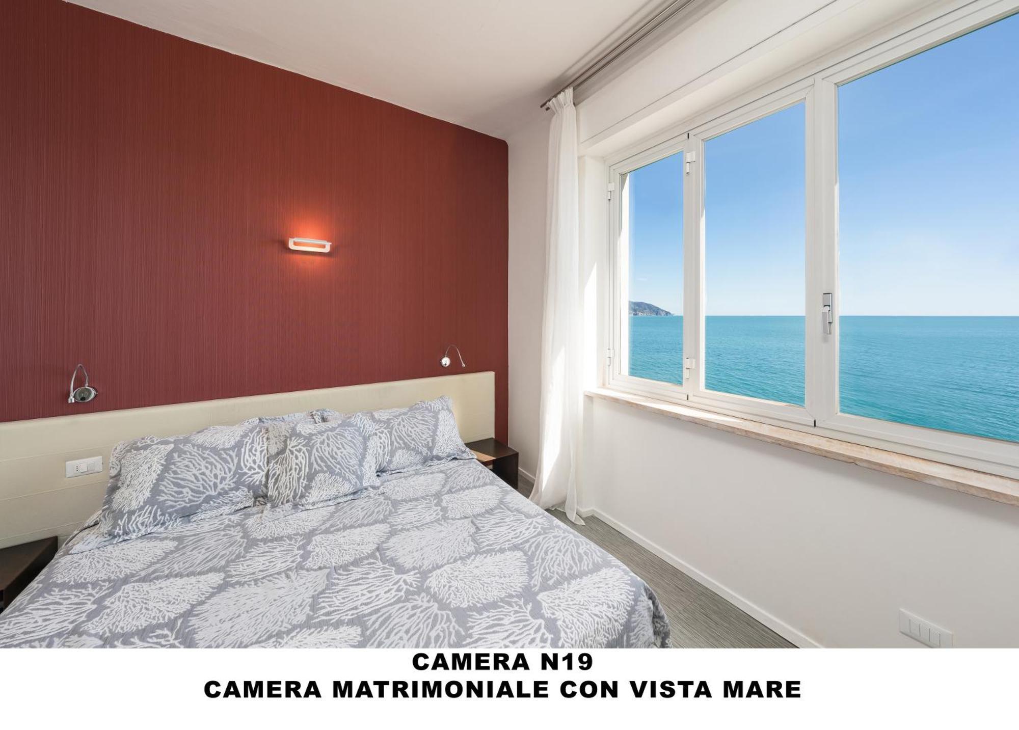 Hotel Al Mare Monterosso al Mare Exterior foto