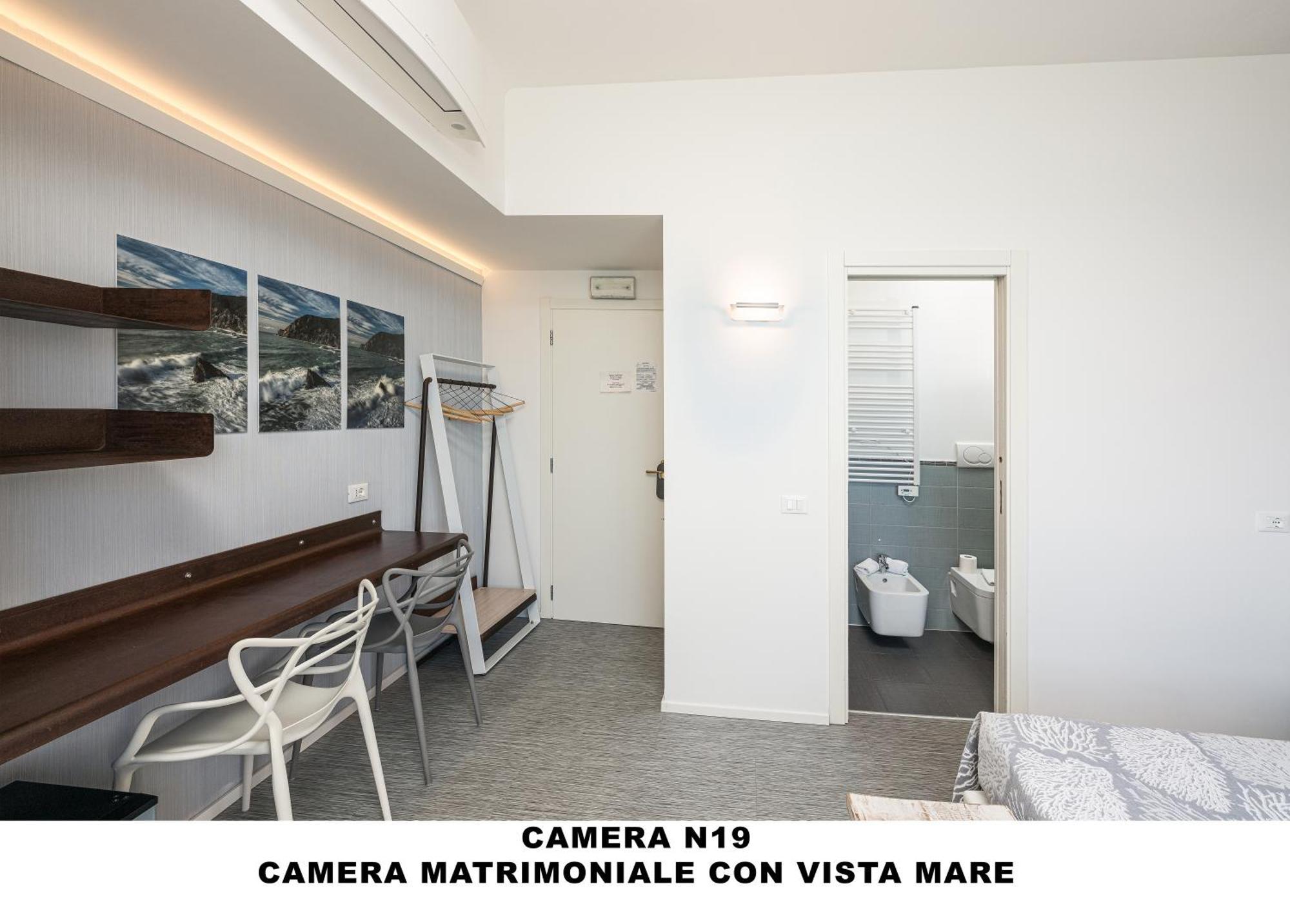 Hotel Al Mare Monterosso al Mare Exterior foto